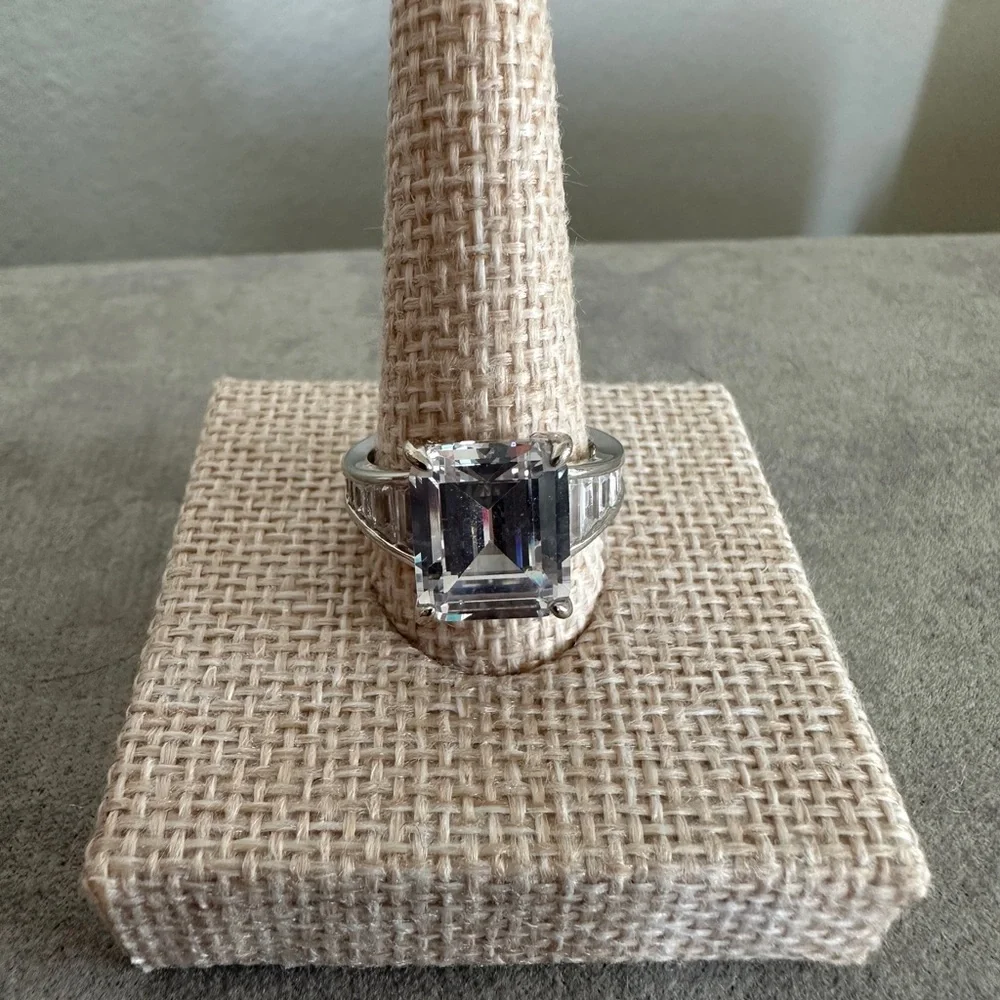 CZ & sterling silver fashion ring by Absolute - Picture 13 of 14